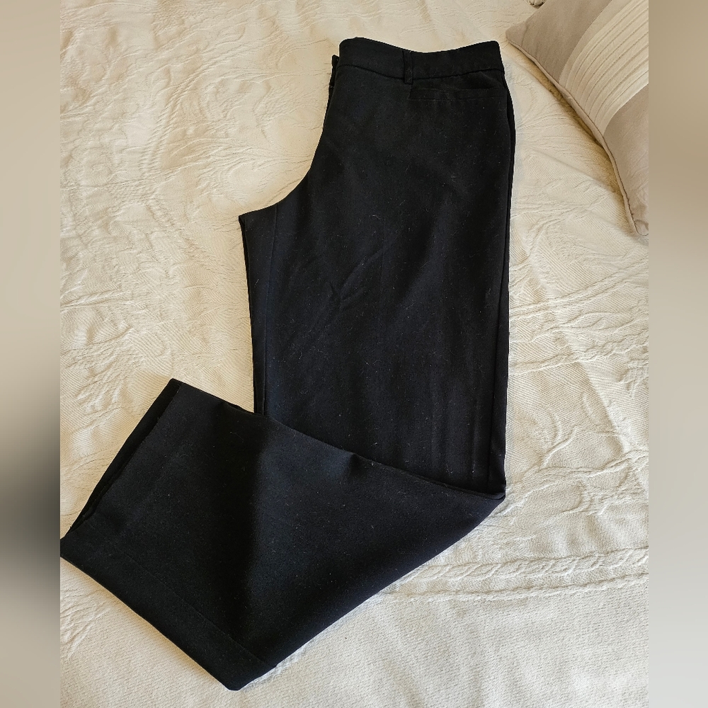 Euc dark navy dress trousers (D35)